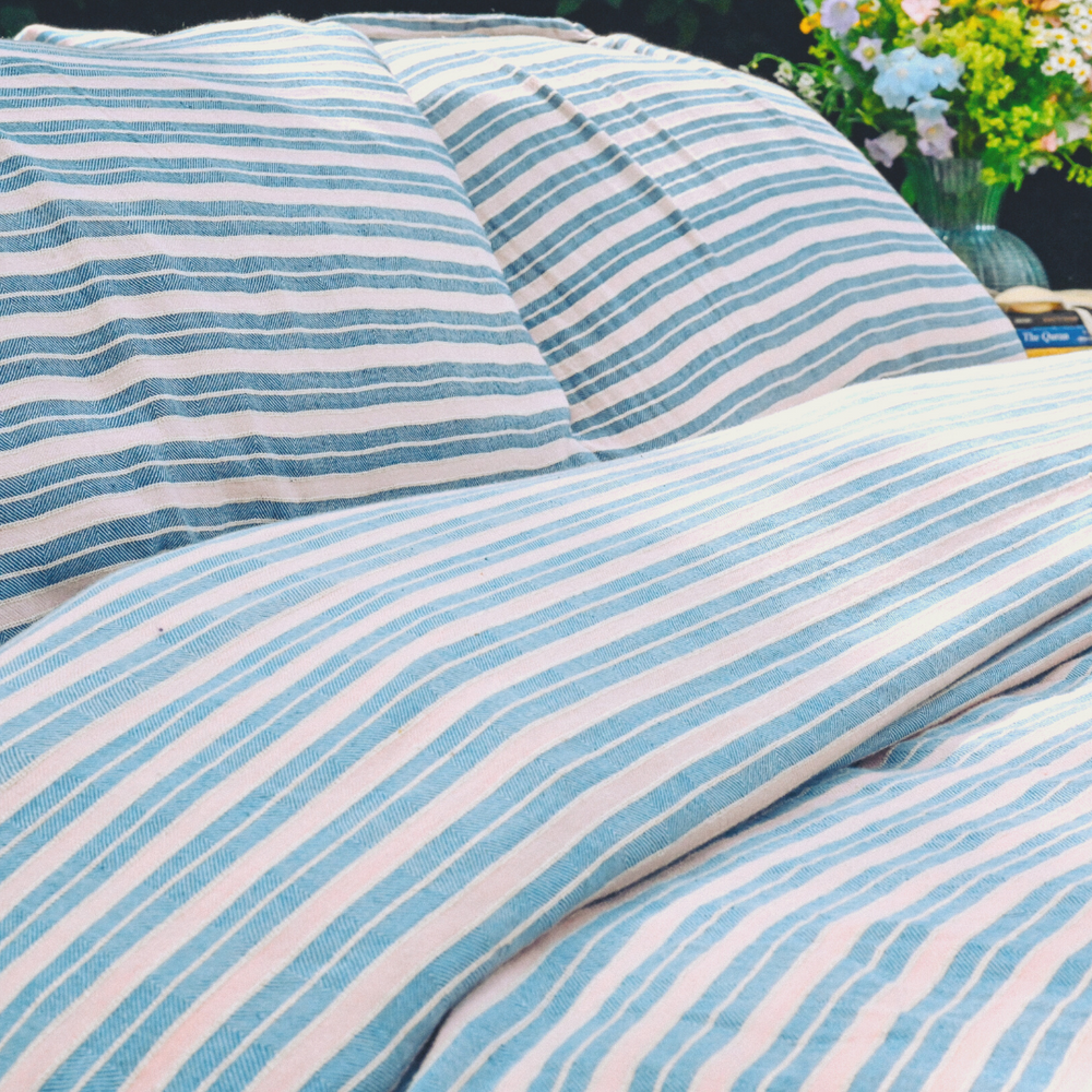 
                  
                    Set of 2 pillow cases
                  
                